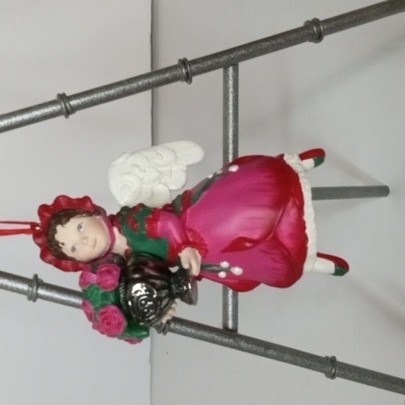 Hallmark KEEPSAKE Christmas Ornament Collector's Series - Rose Angel - 1999, - Picture 3 of 9